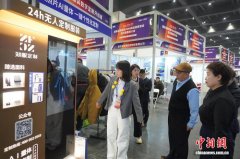 不只表现正在面料创 