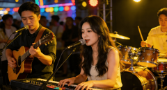 一款名生歌》的软件 